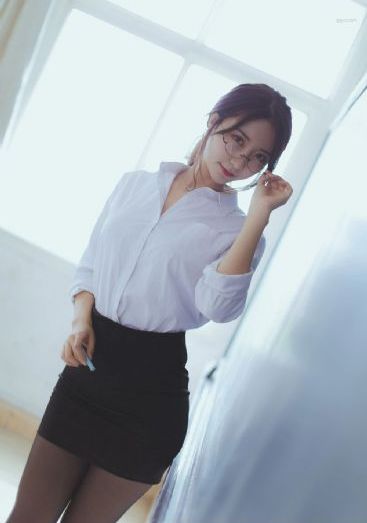 欧美电影女明星名字_BD英语完整视频观看
