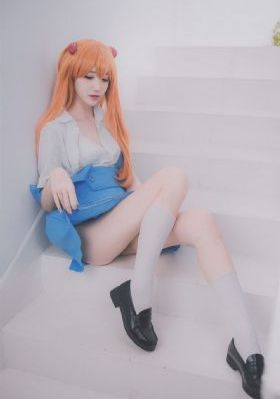 欧美美女接吻_1080P高清电影在线