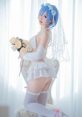 欧美性感尤物美女图片_在线播放高清